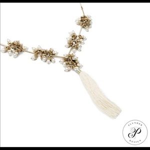 Retired plunder Tess necklace